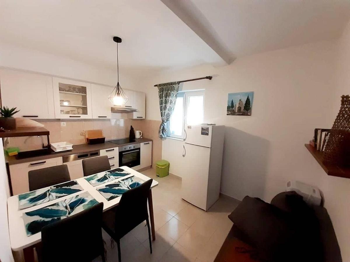 Apartment Luna Tribunj Tribalj 外观 照片