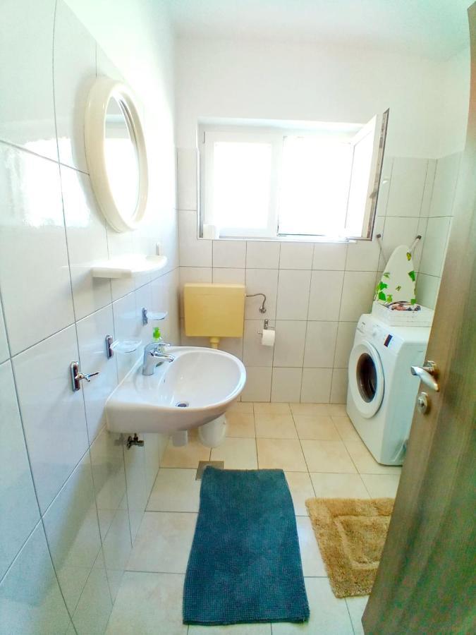 Apartment Luna Tribunj Tribalj 外观 照片